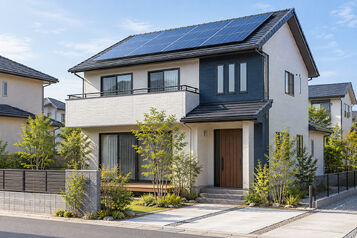 太陽光パネル付きの家を売却するには？残す・撤去の判断と売電手続き